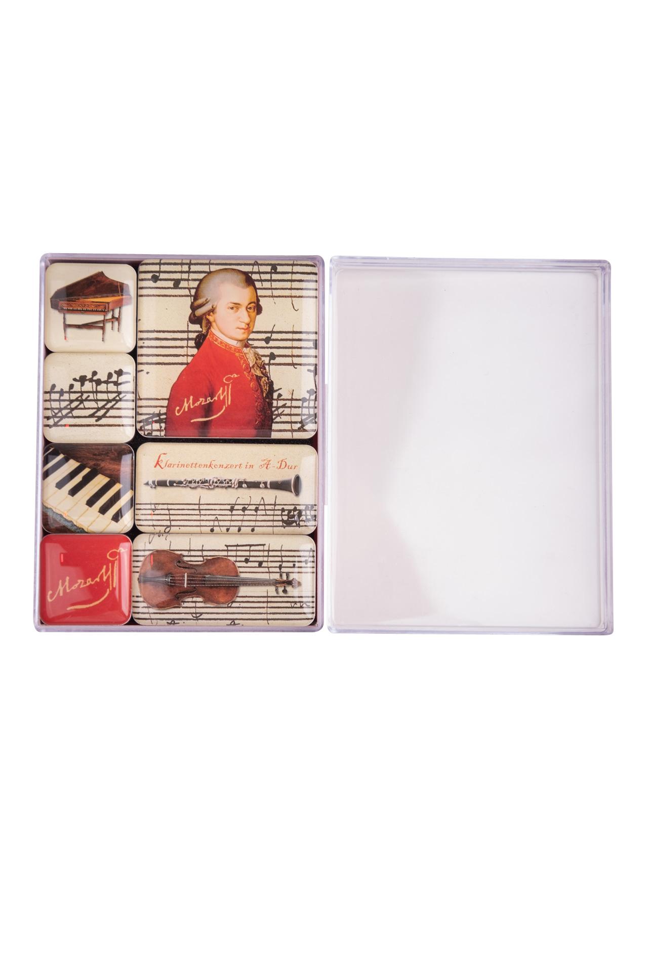 Magnete-Set mit 7 verschiedenen Magneten, Motiv Mozart Magnete-Set mit 7 verschiedenen Magneten, Motiv Mozart