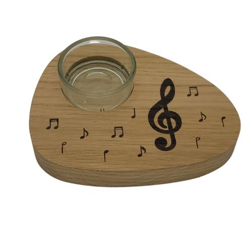 Teelichthalter aus Eiche mit Violinschlüssel und Noten