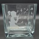 musikalische Glas-Vase mit Mädchen und Noten, quadratisch 